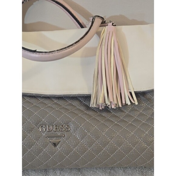 Guess Grey And White Tote Bag Purse 12x7x8 - Picture 3 of 13